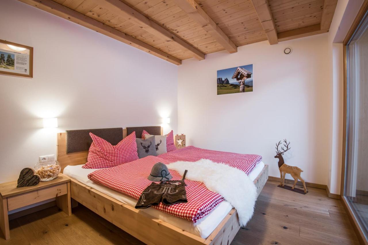 Apartments Schererhof Castelrotto Dış mekan fotoğraf