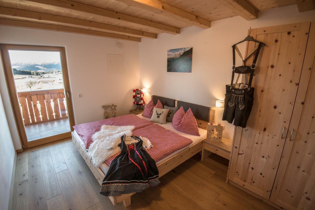 Apartments Schererhof Castelrotto Dış mekan fotoğraf