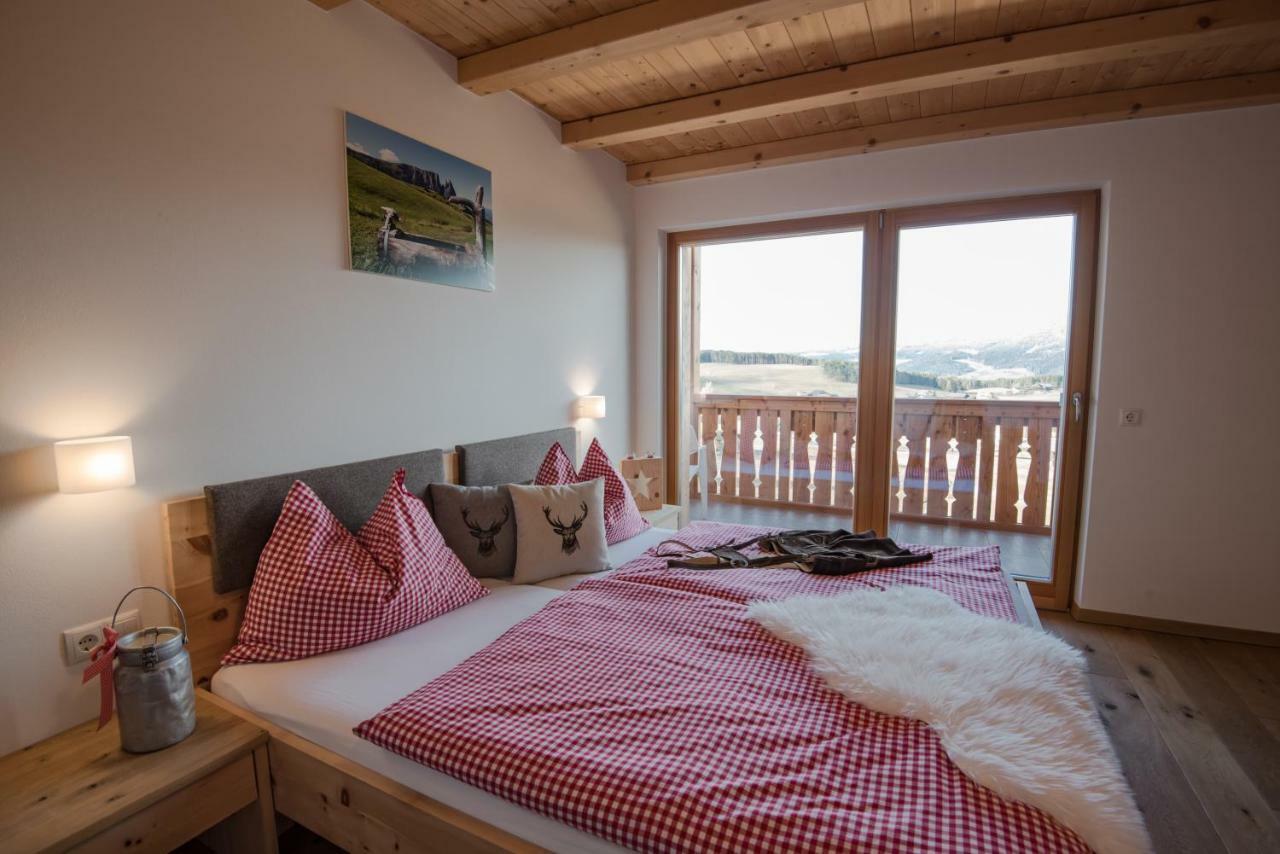 Apartments Schererhof Castelrotto Dış mekan fotoğraf